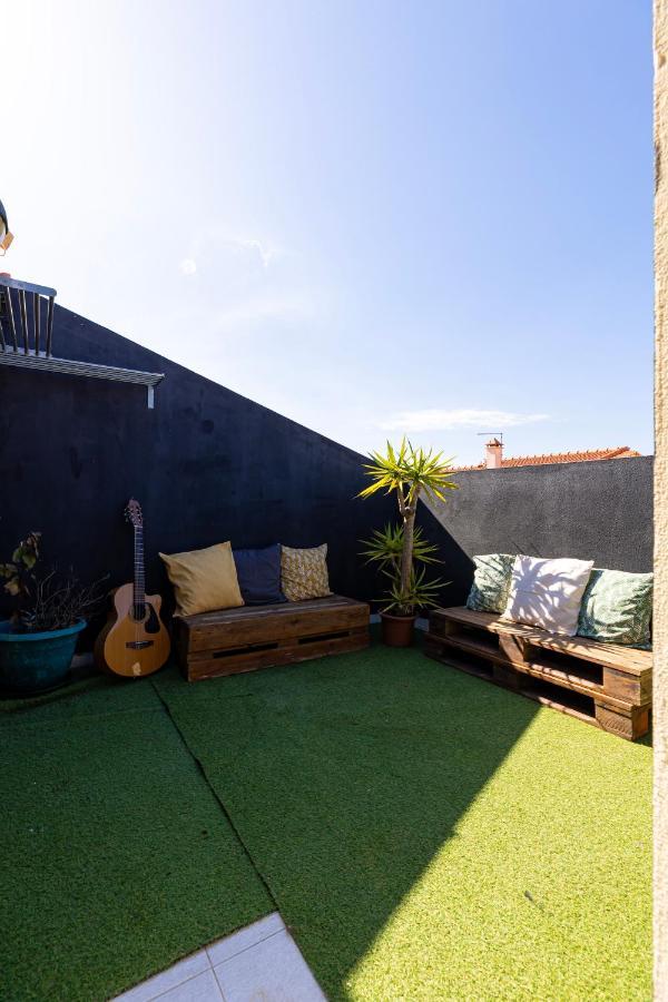 Pineapple Surf House Hostel อาโตเกีย ดา บาเลยา ภายนอก รูปภาพ
