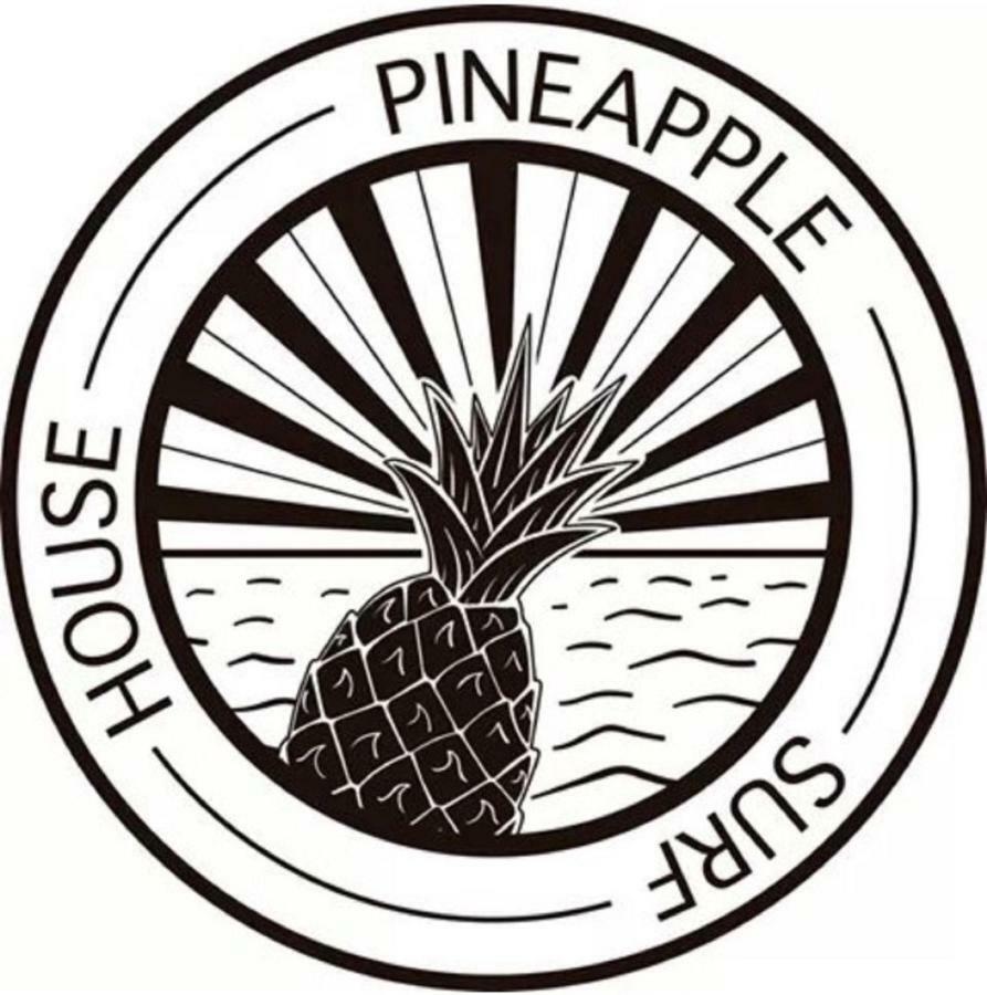 Pineapple Surf House Hostel อาโตเกีย ดา บาเลยา ภายนอก รูปภาพ